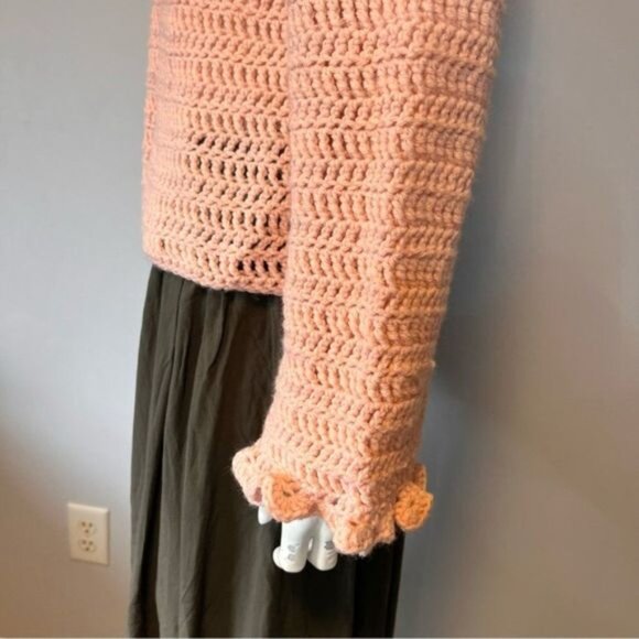 Women's Hand Knitted Lose Knit Peach Sweater Size S - Picture 4 of 8